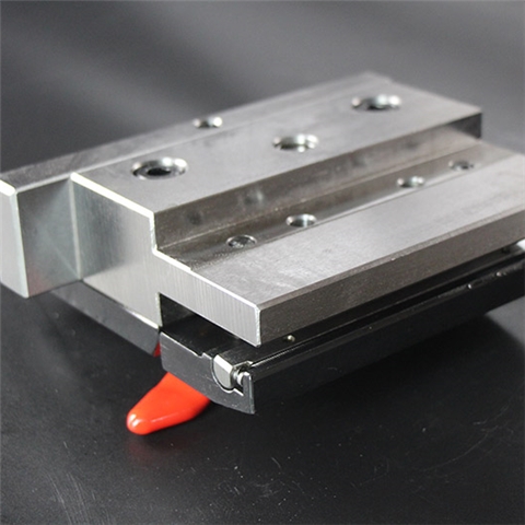 折彎機模具夾板