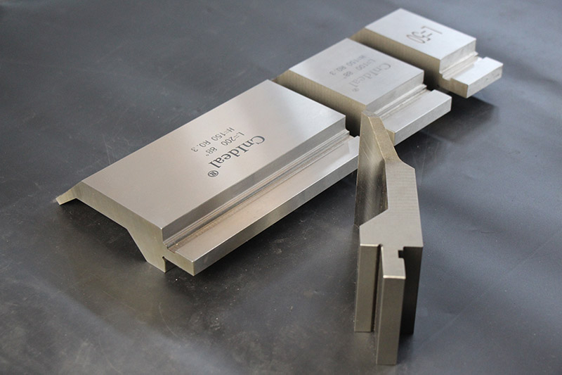 數(shù)控折彎機上模具