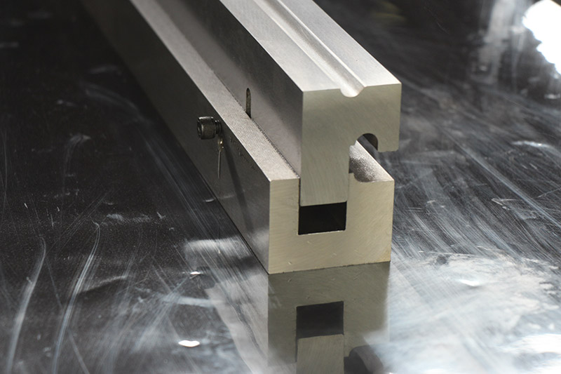 折彎機(jī)鉸鏈模