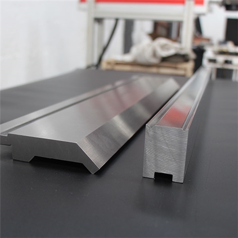 標(biāo)準(zhǔn)折彎?rùn)C(jī)上模